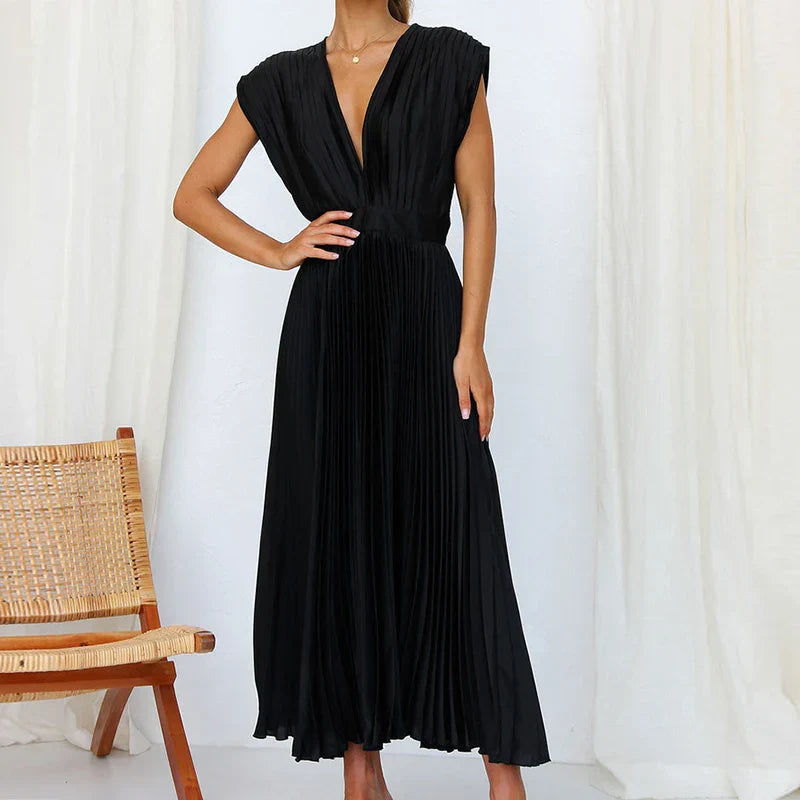 Sarah™ - Pleated V-Neck Maxi Dress