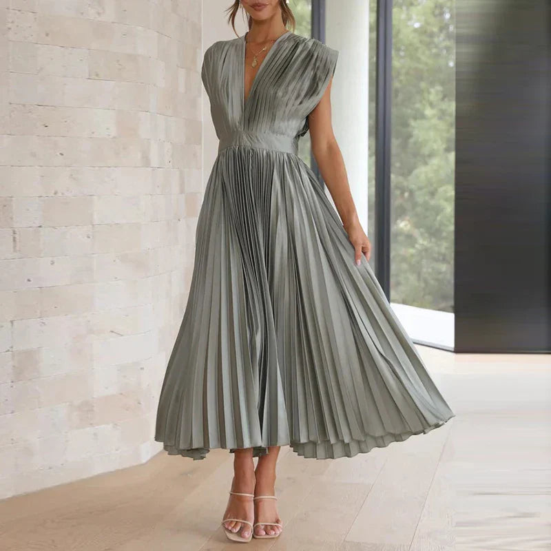 Sarah™ - Pleated V-Neck Maxi Dress